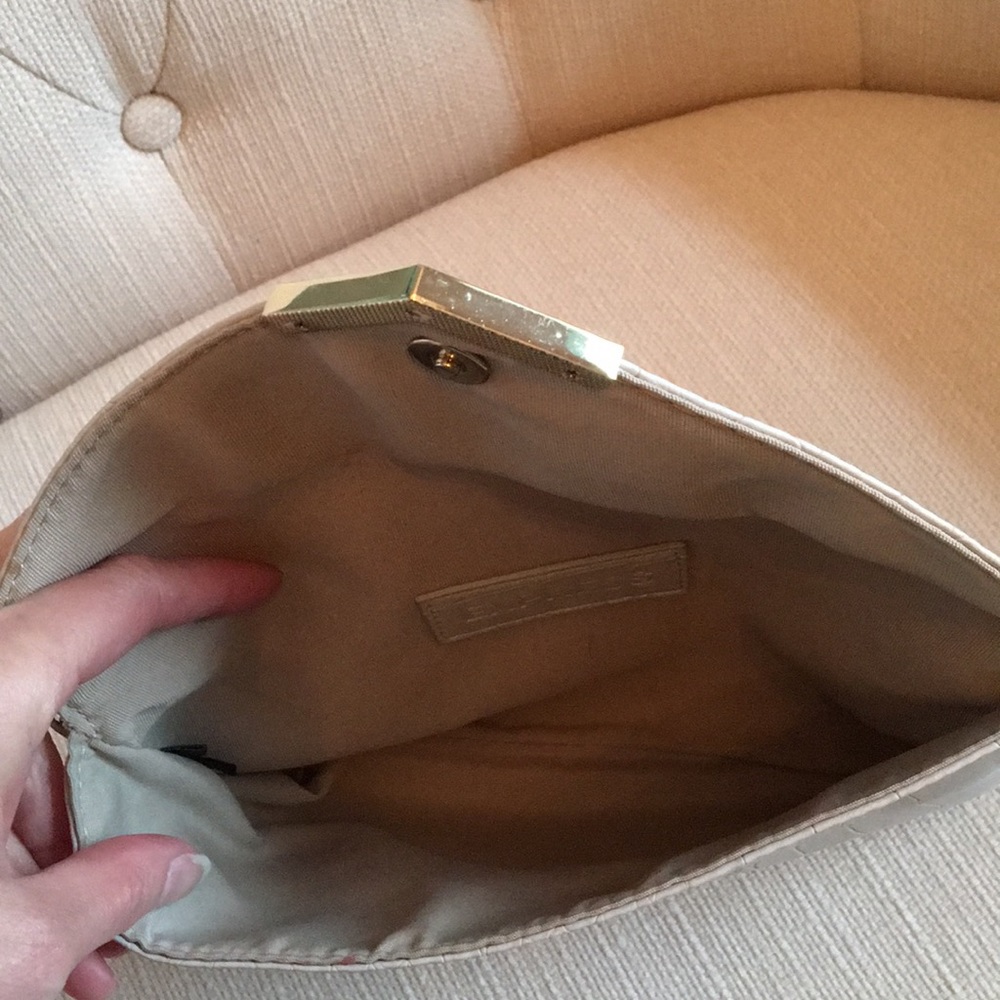 Express Clutch - Picture 2 of 2